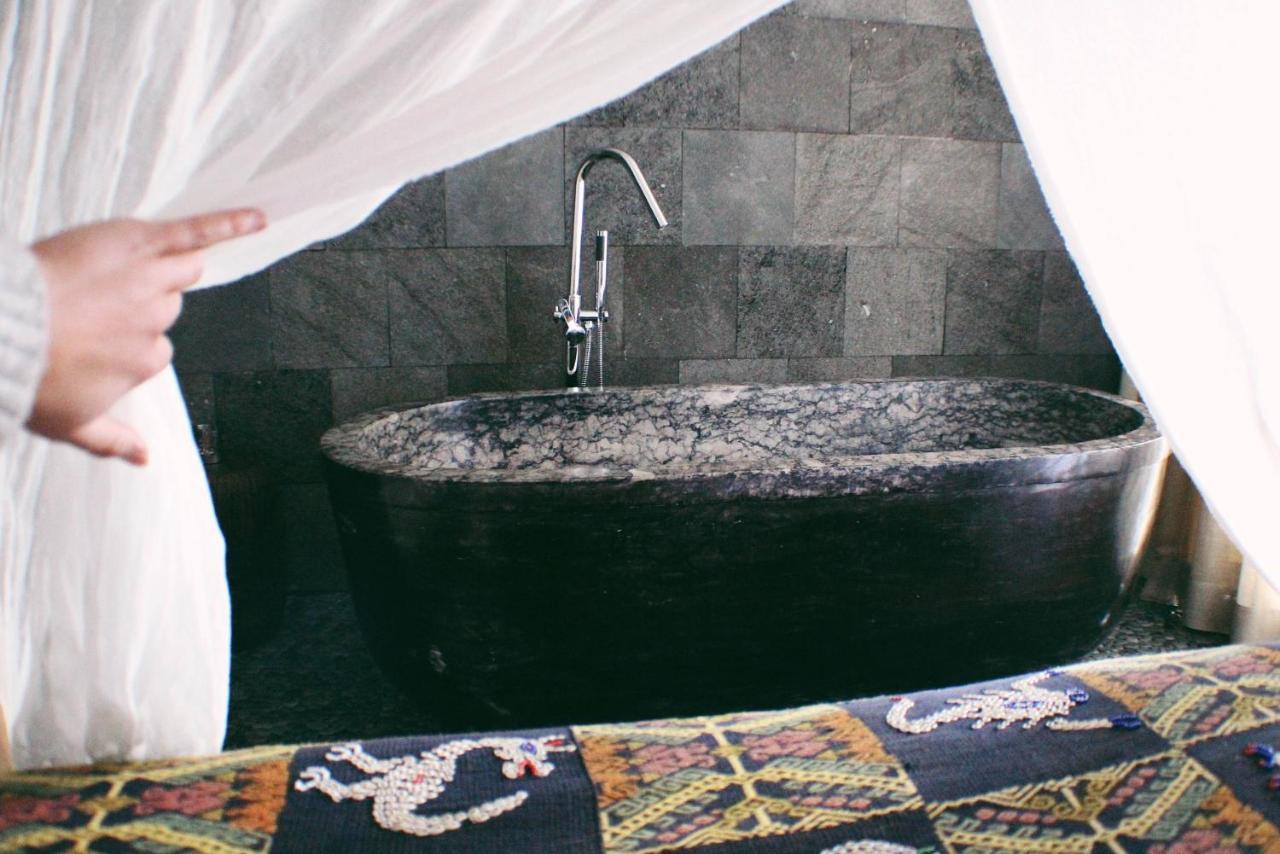 Surfers Lodge Peniche Bagian luar foto